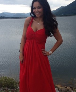 Anita Lovren Beautiful In Red